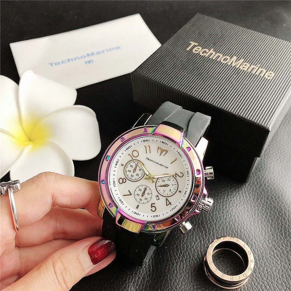 Reloj TN2145CBS · FSD