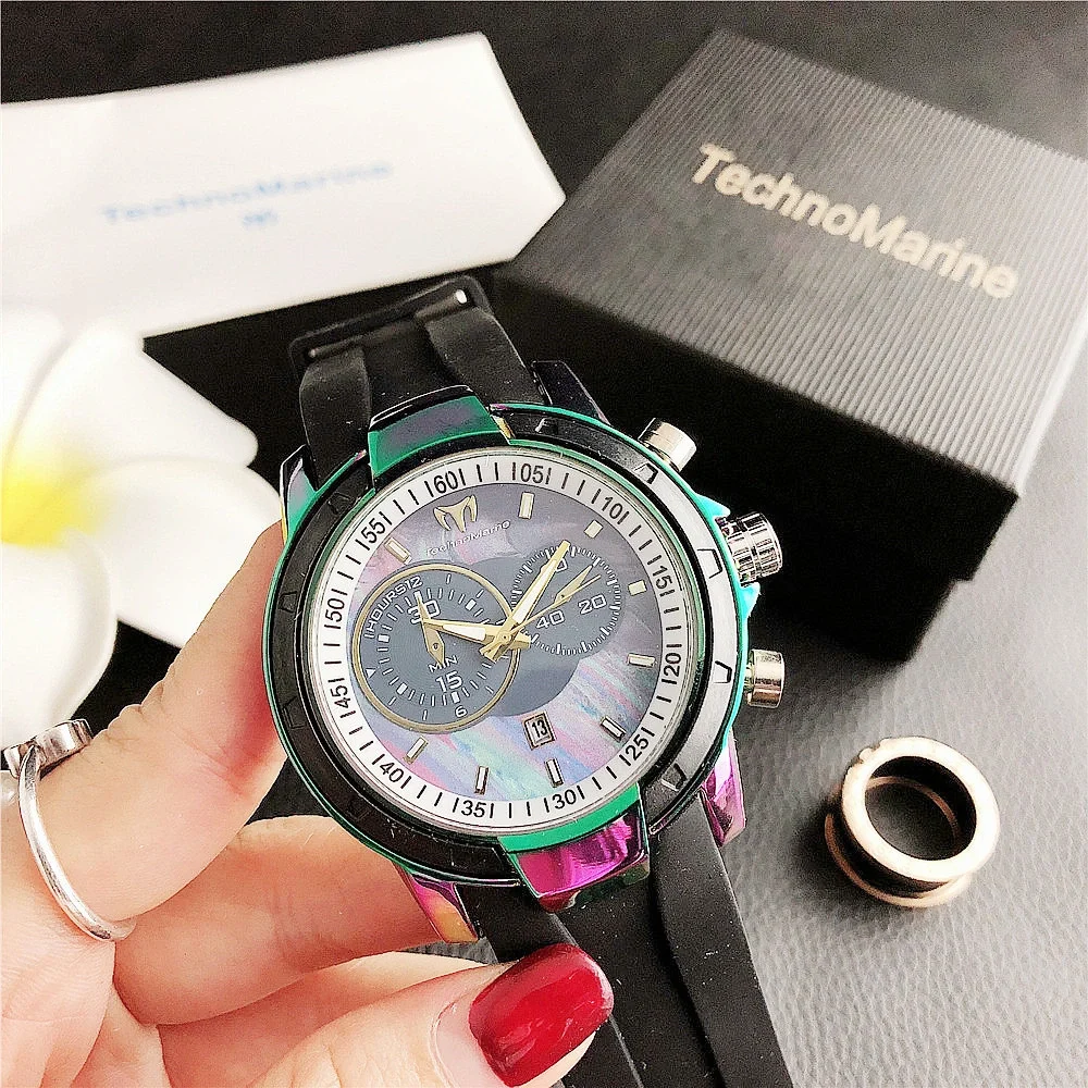 Reloj TN2145CLY · FSD
