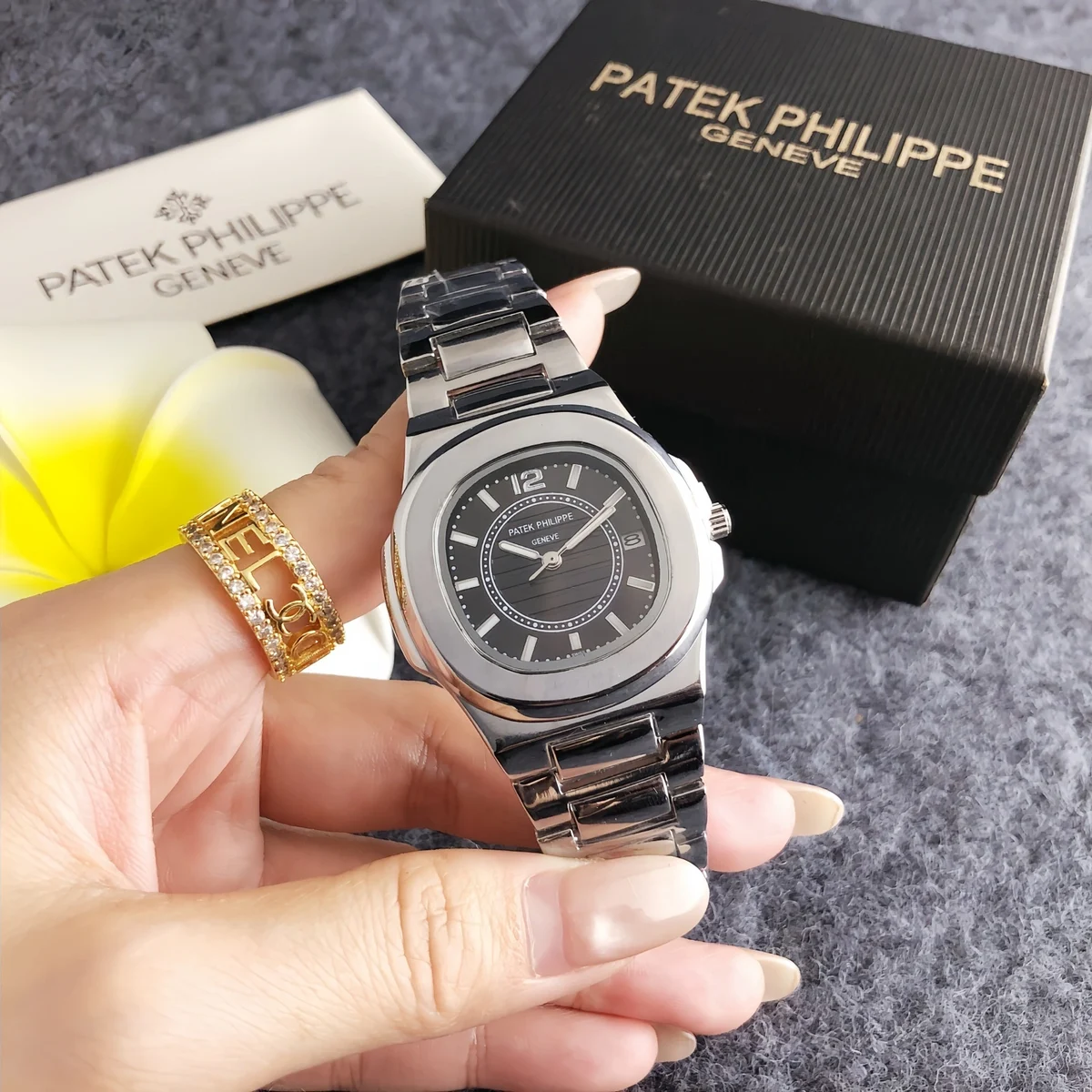 PP8124Q watch · FSD