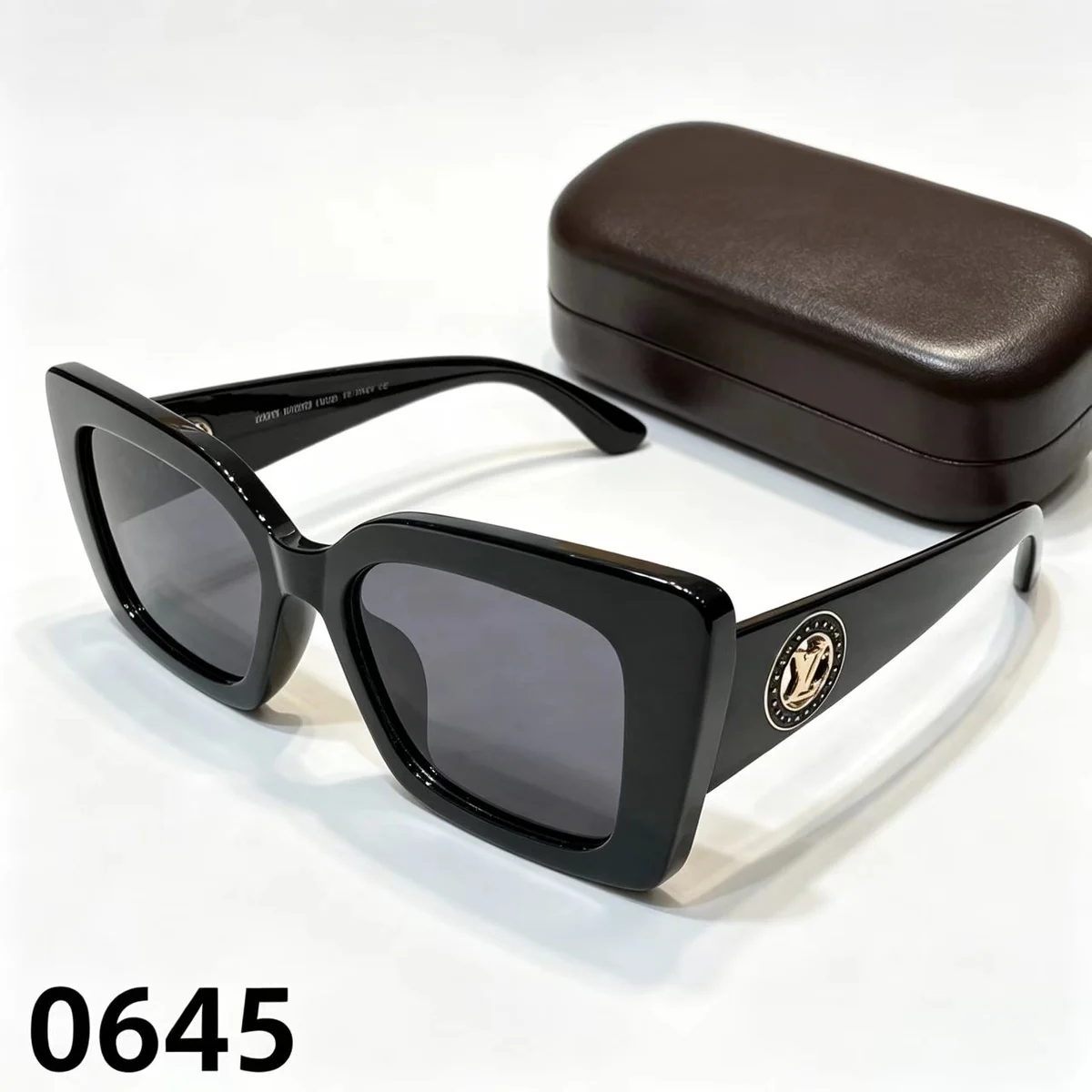 Sunglasses 0645 · A57