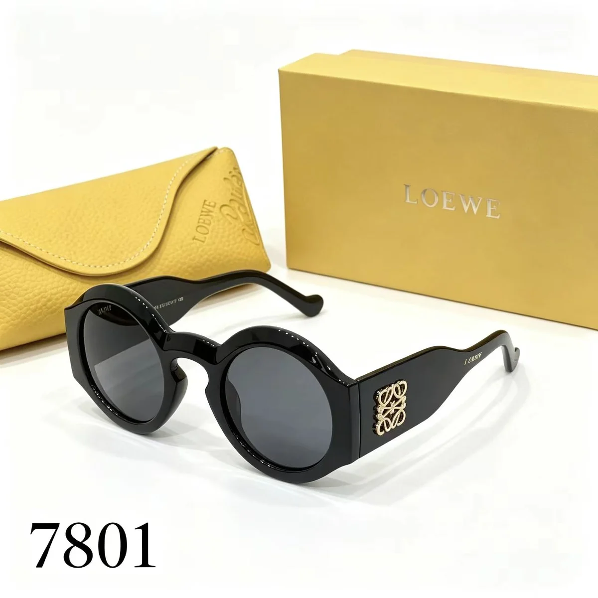 Sunglasses 7801 · A57