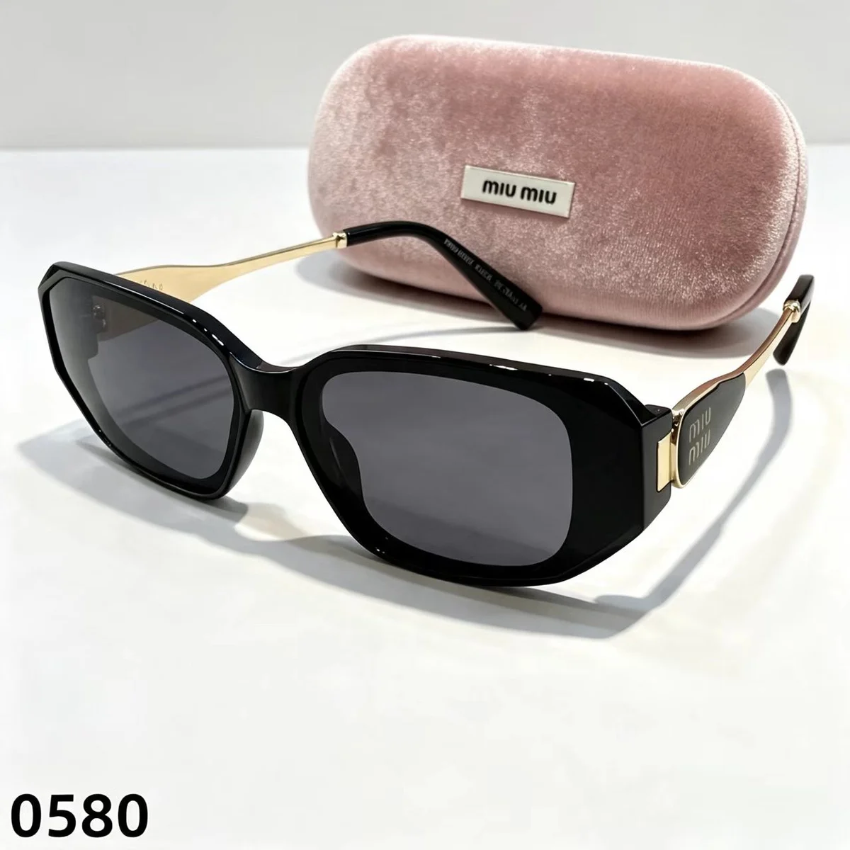 Sunglasses 0580 · A57