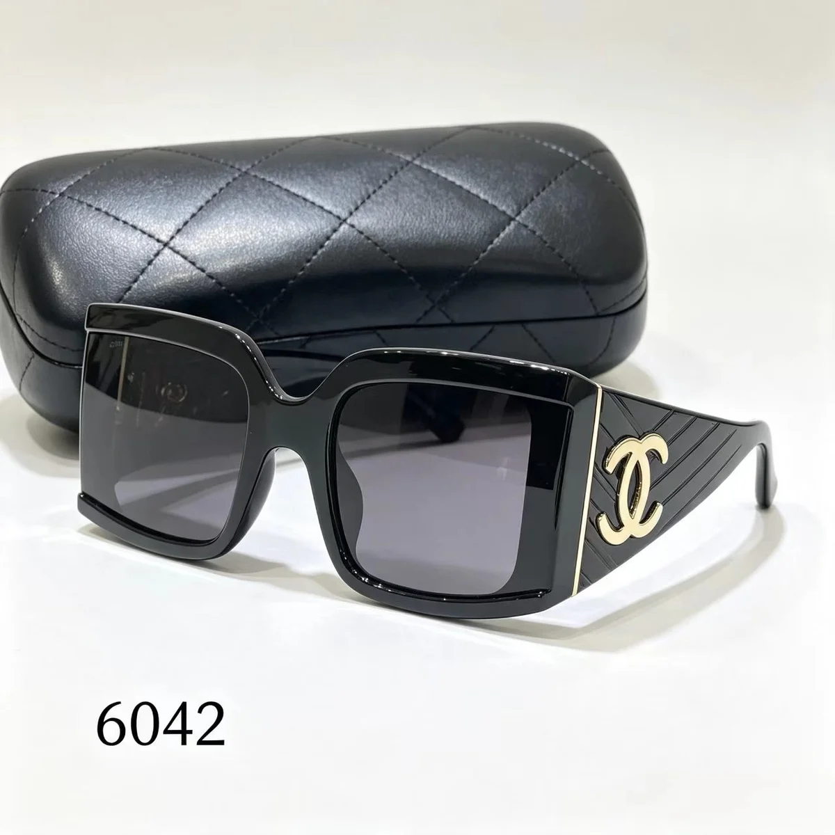 Sunglasses 6042 · A57