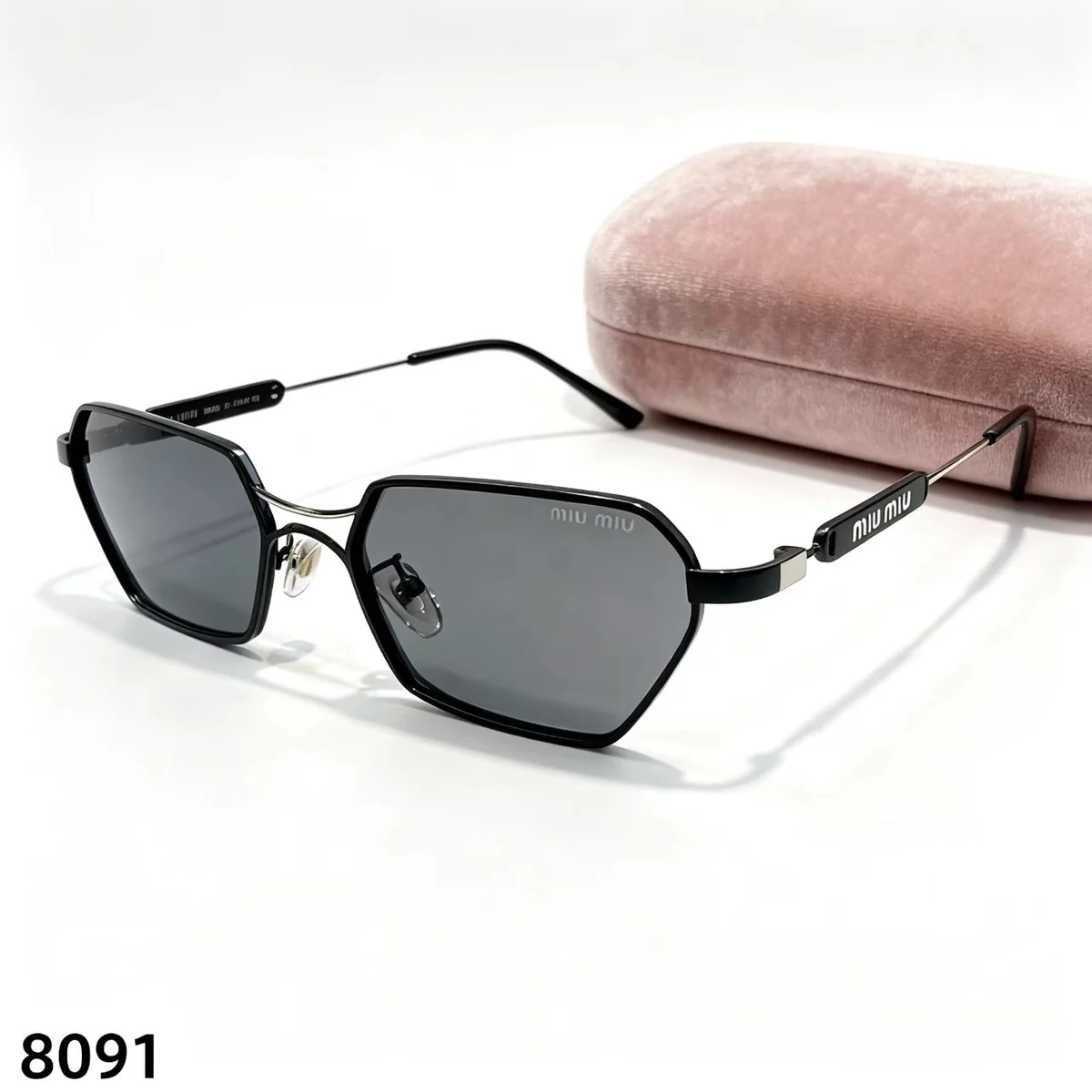 Sunglasses 8091 · A57