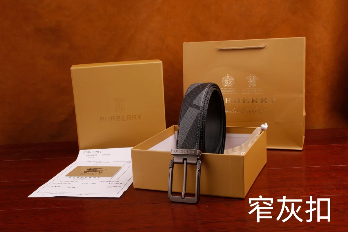 Burberry Conjunto de cinturón 8722 · CKS