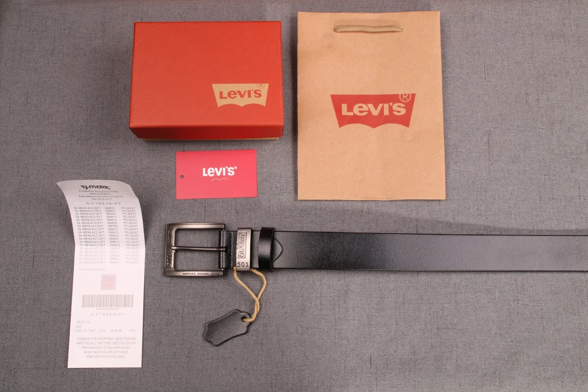 Levi’s Conjunto de cinturón 3D133CEF · CKS