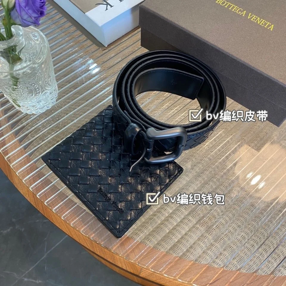 Bottega Veneta Conjunto de cinturón 45ACDD3D · CKS