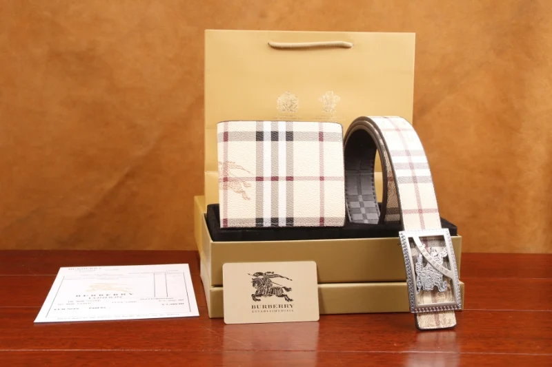 Burberry Conjunto de cinturón 7132 · CKS