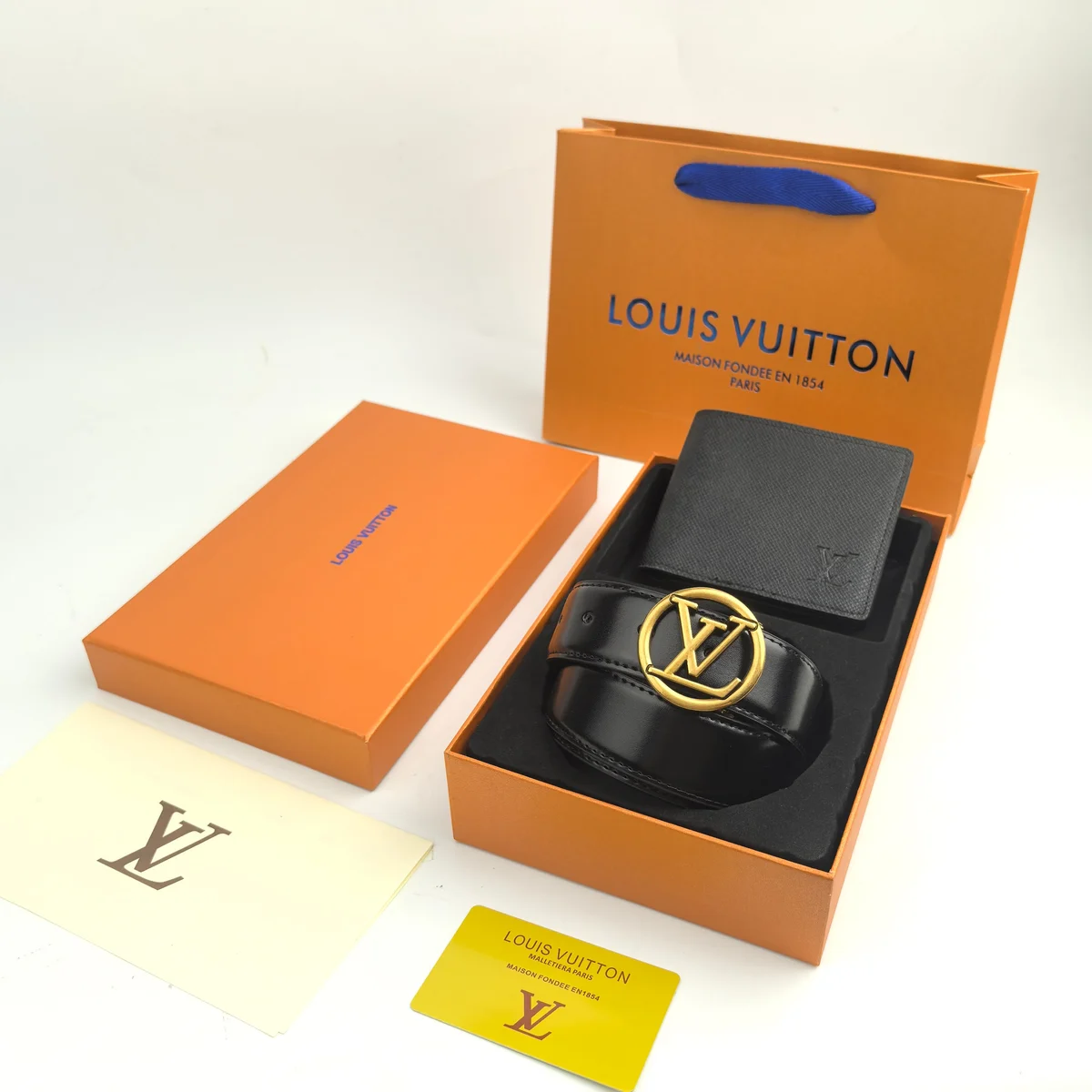 Louis Vuitton Conjunto de cinturón 35935 · CKS