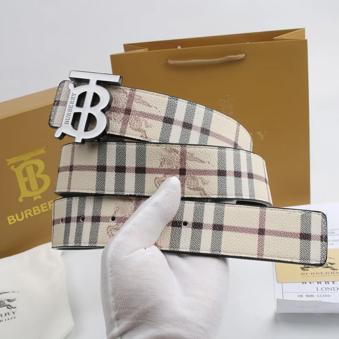 Burberry Conjunto de cinturón 41623 · CKS