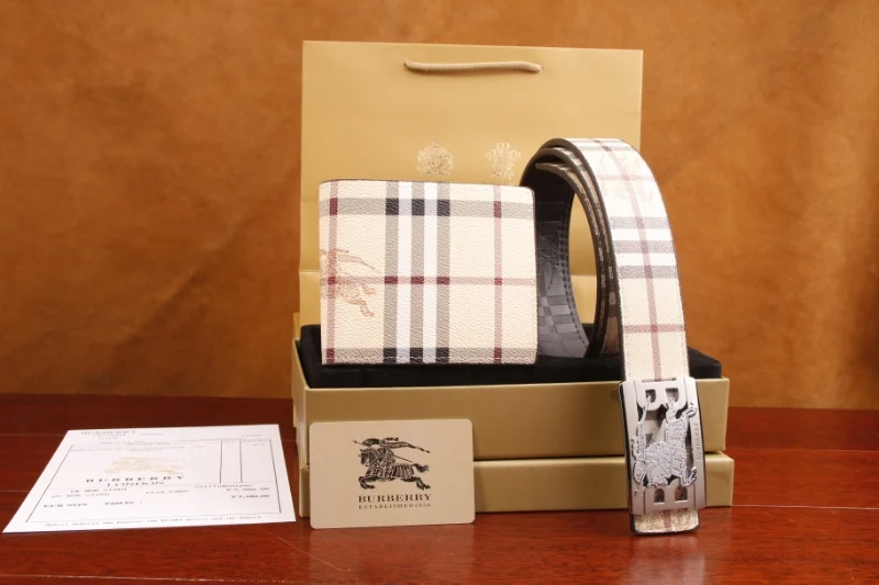 Burberry Belt gift set 7032 · CKS