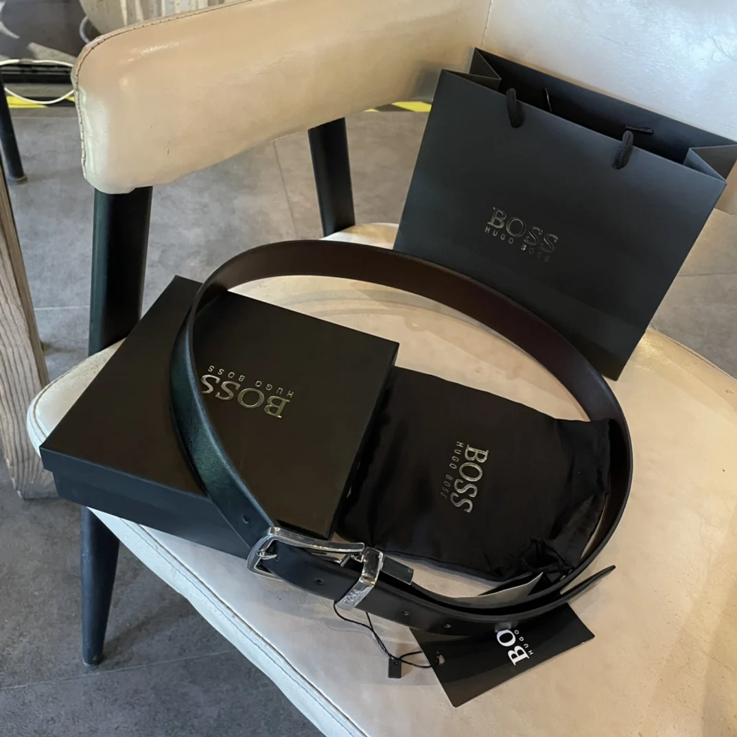Hugo Boss Conjunto de cinturón EB0D4DC2 · CKS