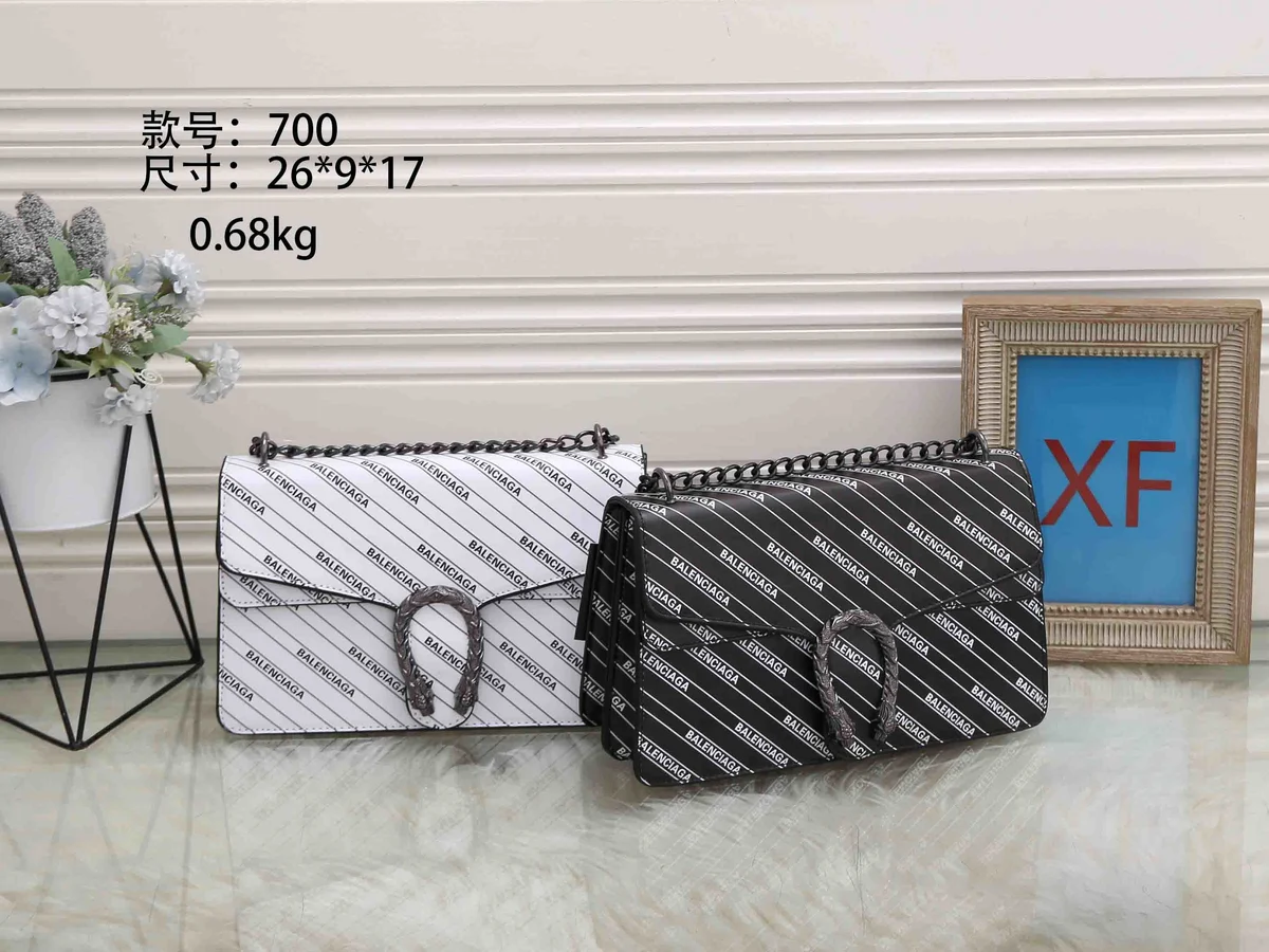 Bolso 700 · RUN