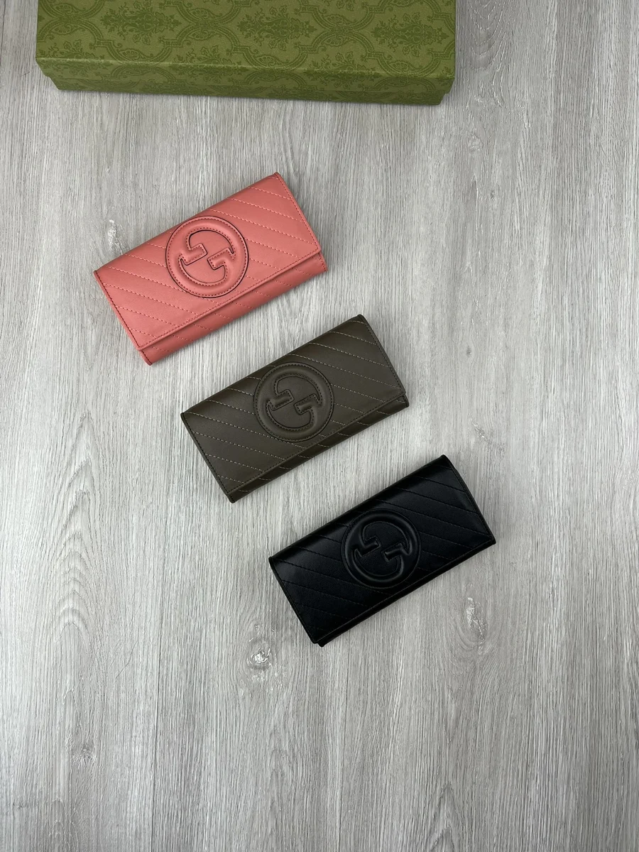 Wallet 760302 · RUN