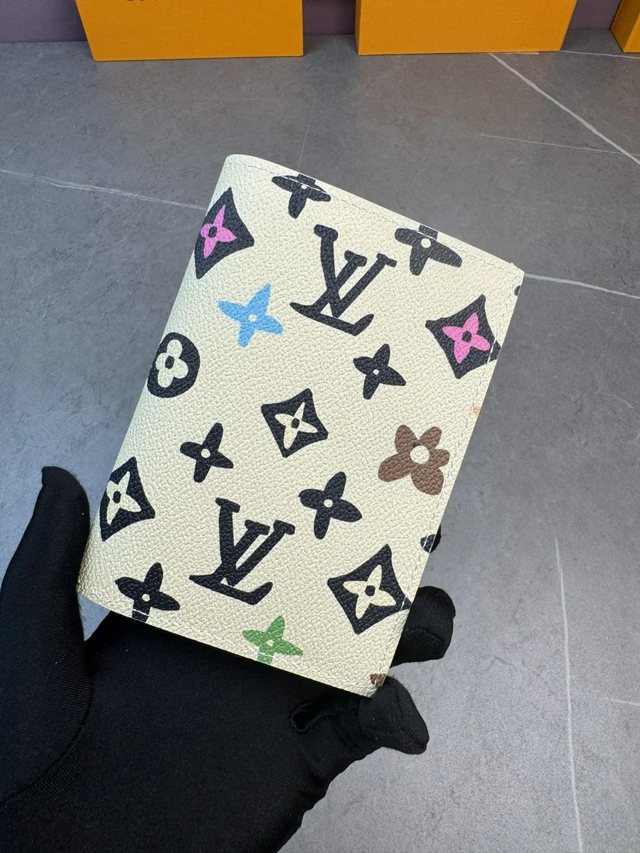 Wallet M64502 · RUN