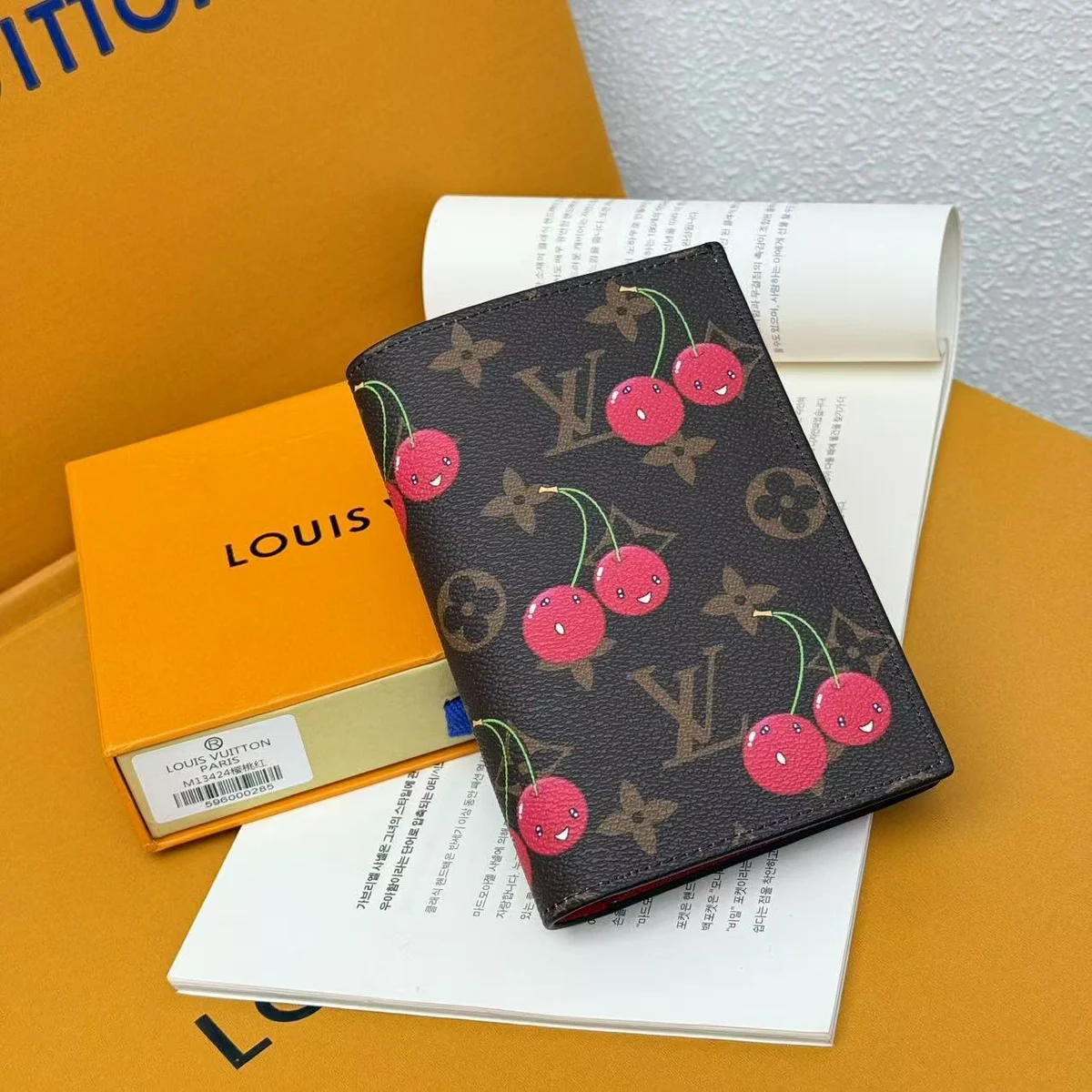 Wallet M13424 · RUN
