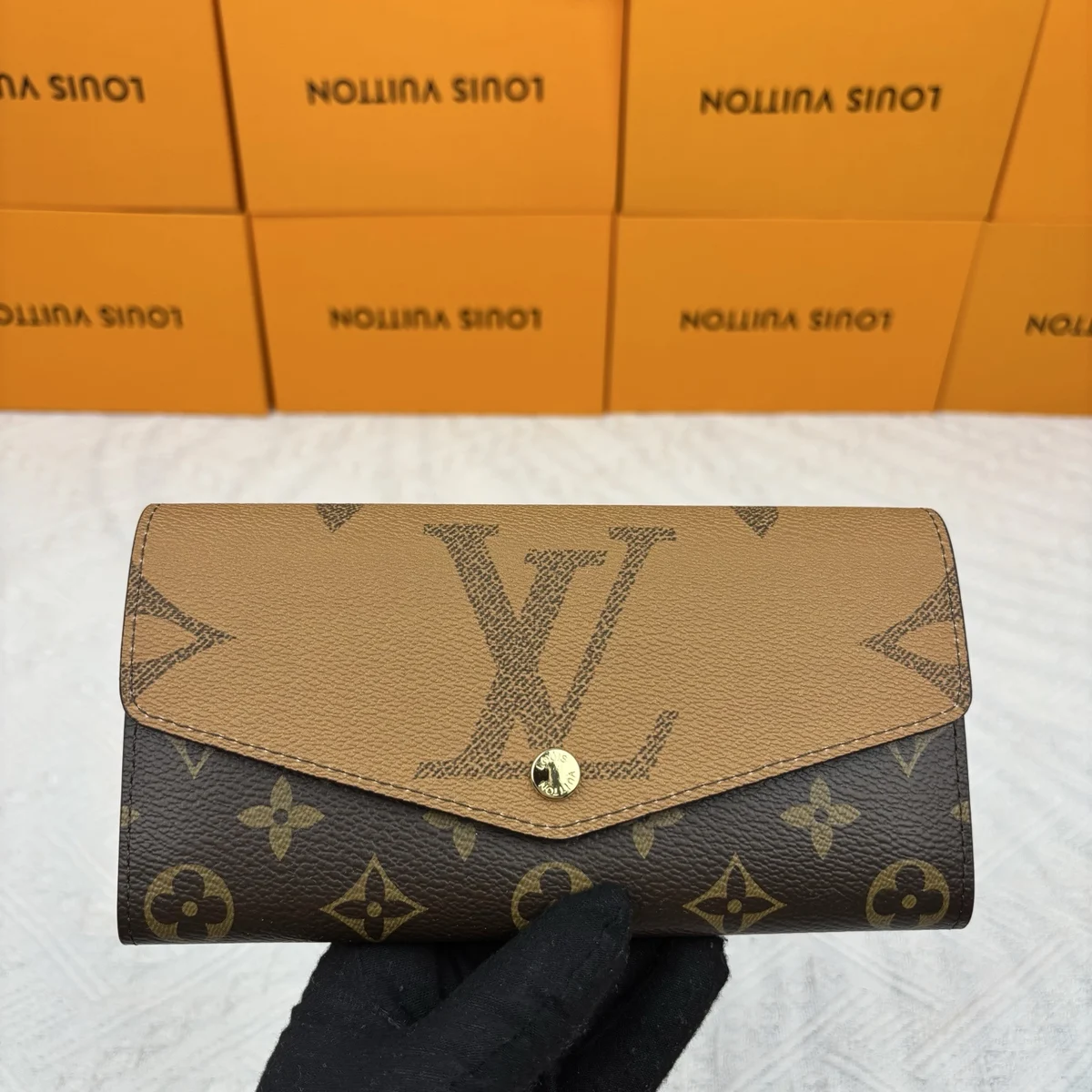 Wallet M60531-60668 · RUN
