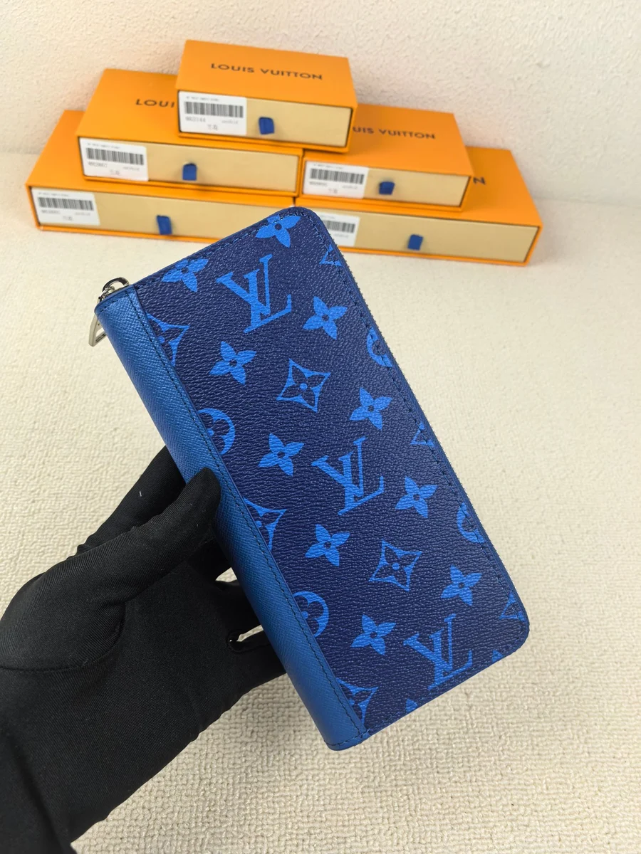 Wallet 63095 · RUN