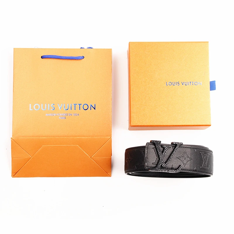 Louis Vuitton textured LV-buckle belt · CKS