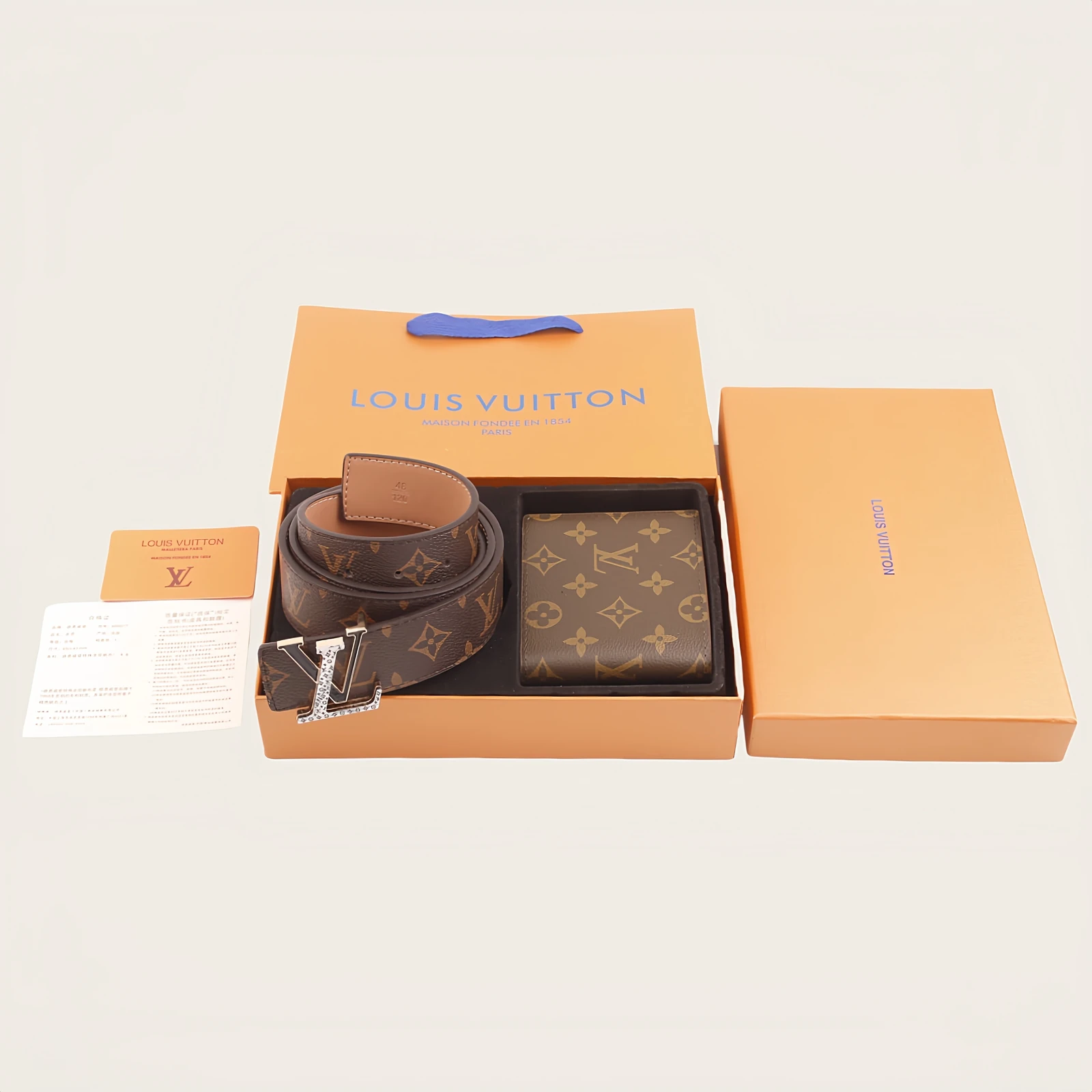 Louis Vuitton textured LV buckle belt & wallet set · CKS