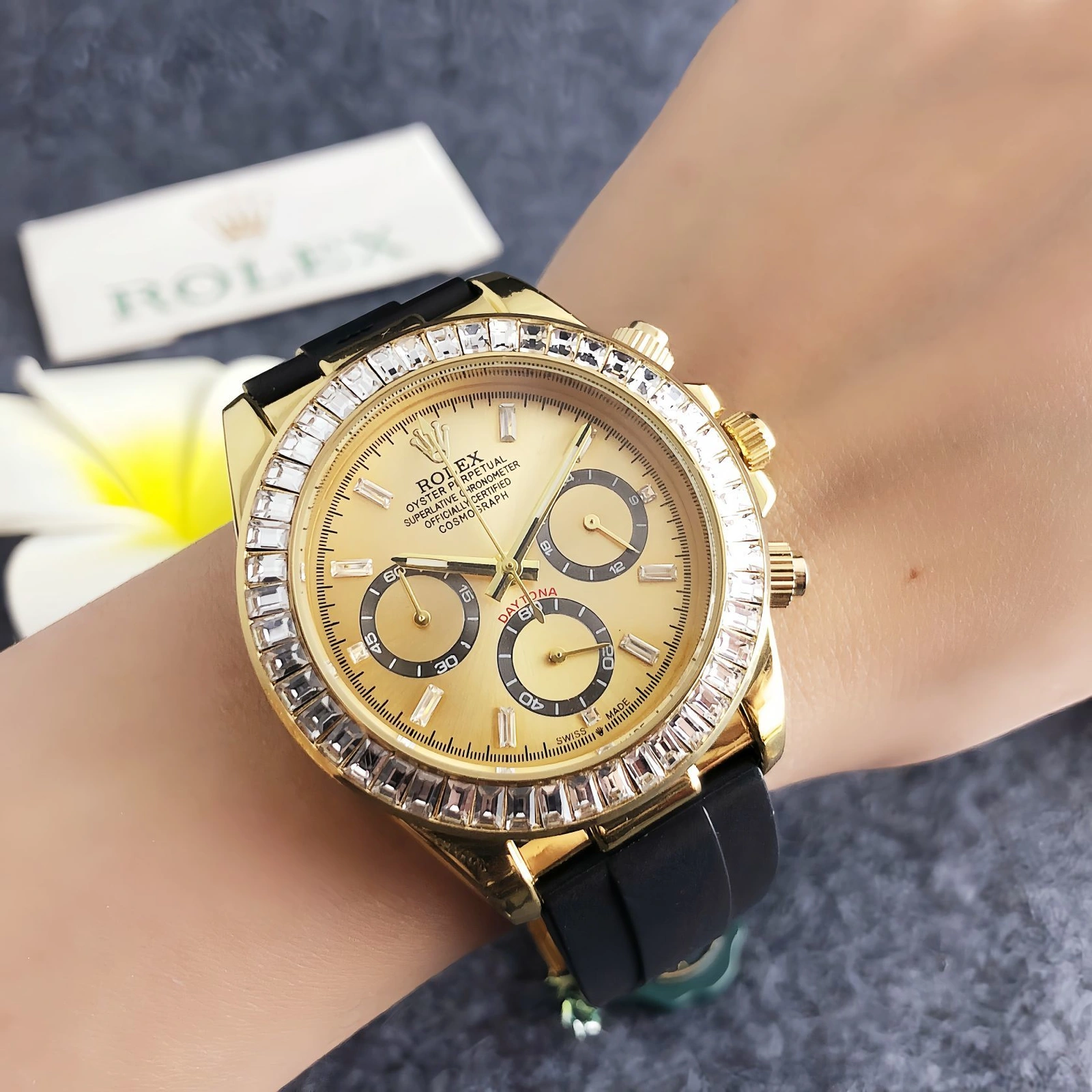 RS8140 watch · FSD