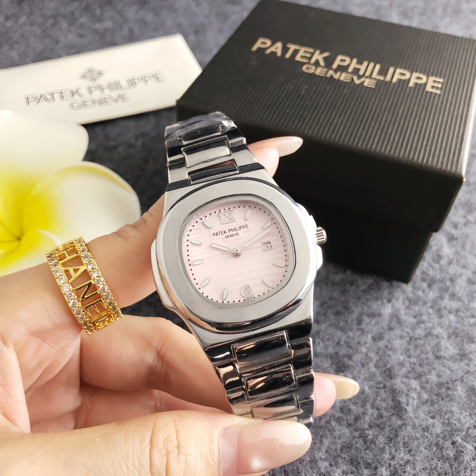 PP8124NC watch · FSD