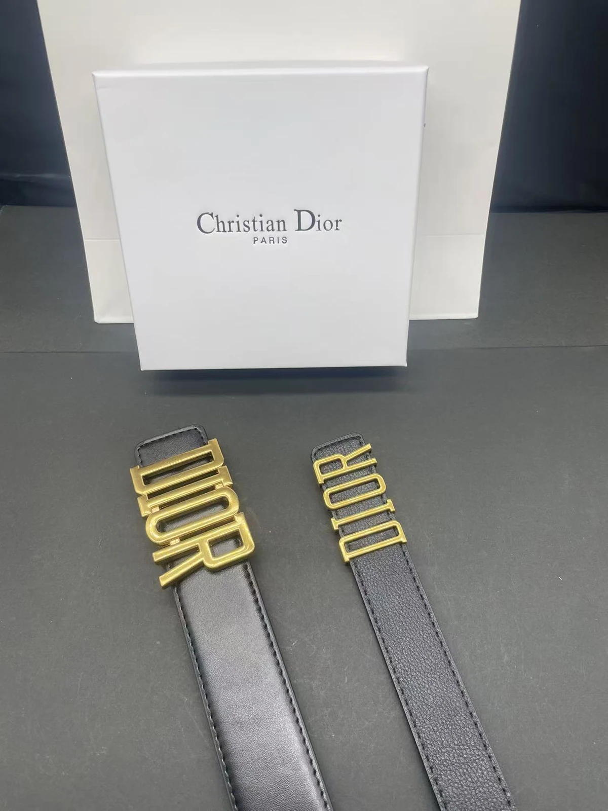 Dior letter-buckle belt · QW6