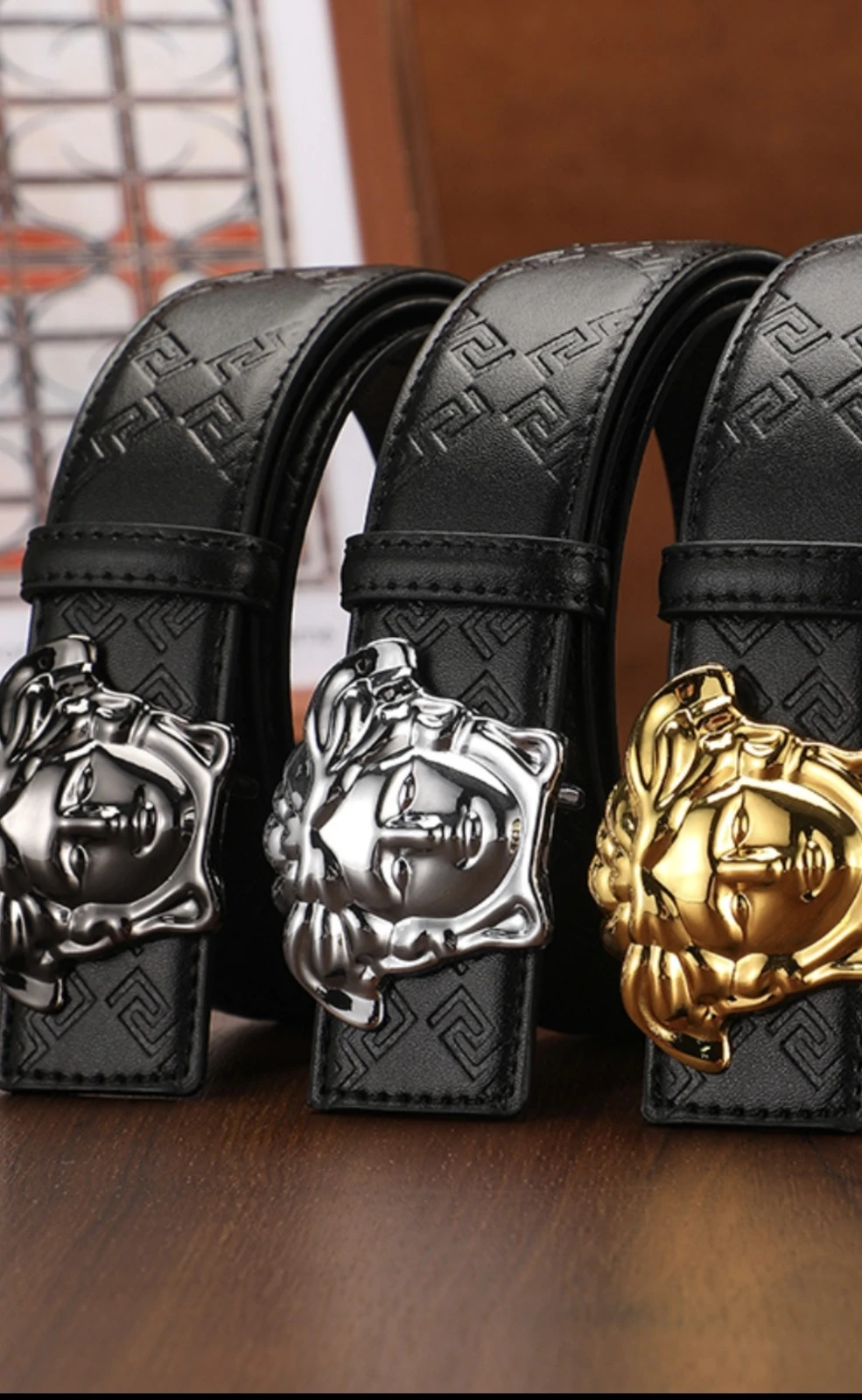 Cinturón Versace grabado con hebilla Medusa · QW6