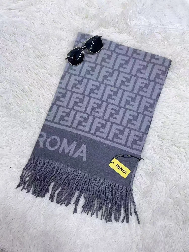 Fendi FF ROMA scarf · QW8