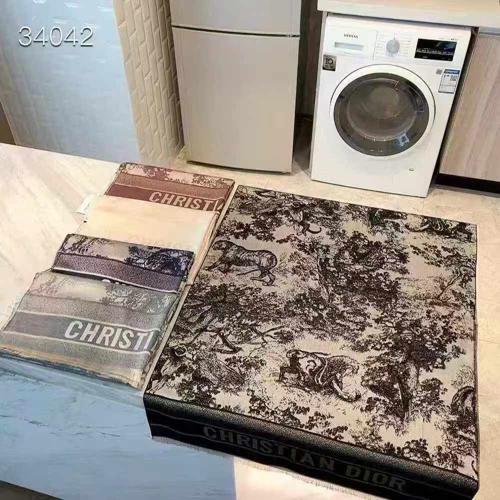 Dior Toile de Jouy patterned scarf · 46 · QW8
