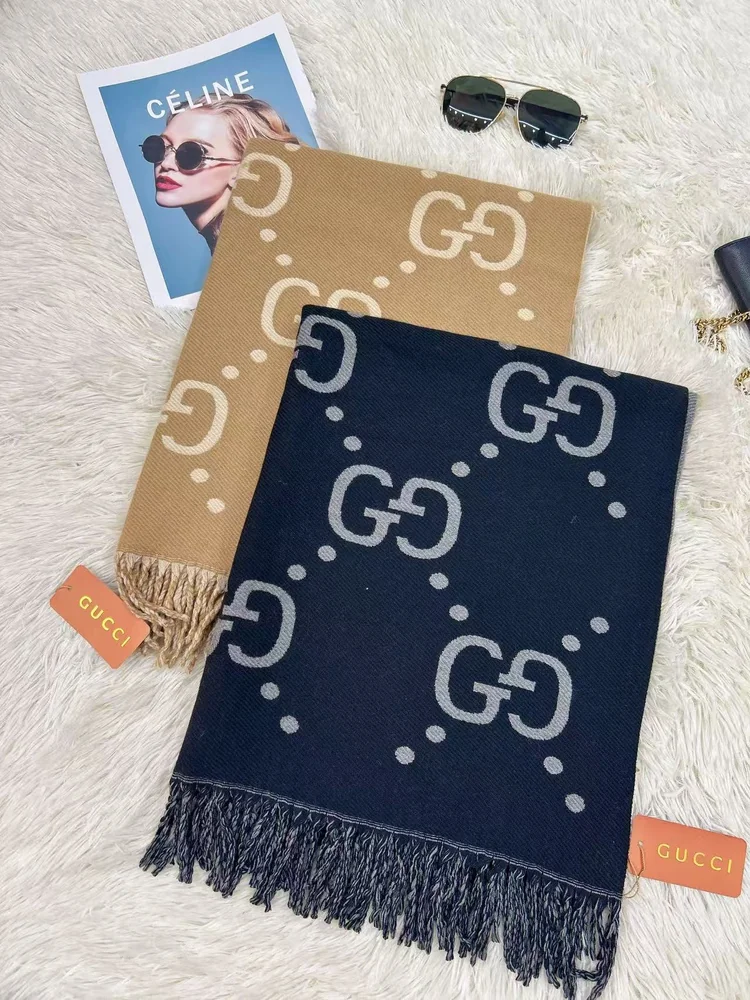 Gucci bufanda con motivo GG grande · 53 · QW8