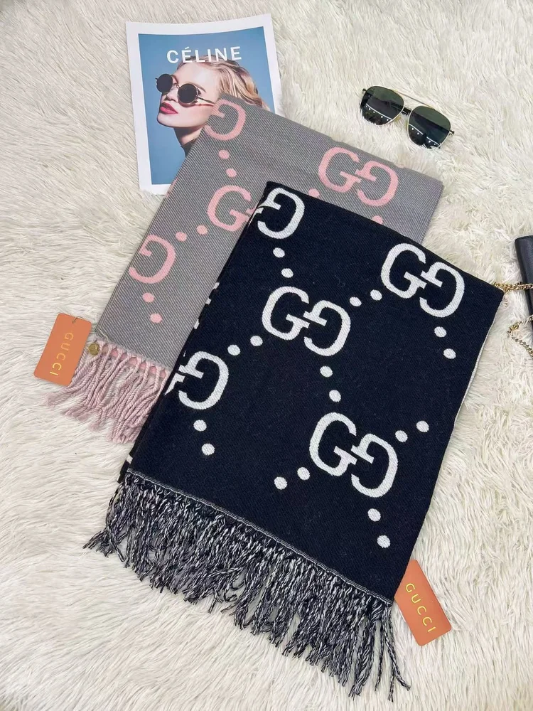 Gucci bufanda con motivo GG grande · 52 · QW8